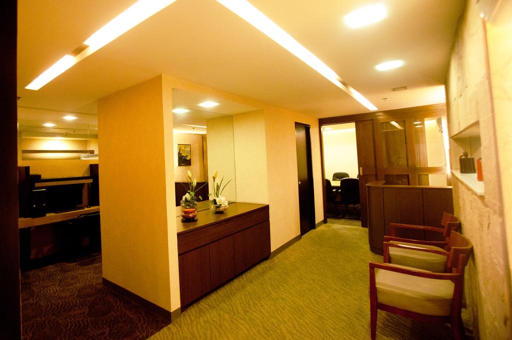 Best Western Antel Spa Hotel Suites 马卡蒂 外观 照片