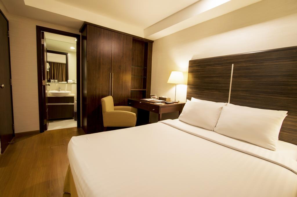 Best Western Antel Spa Hotel Suites 马卡蒂 外观 照片